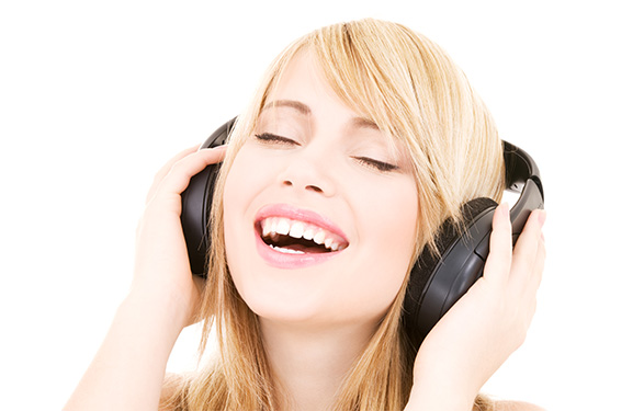 Listen to Music Safely to Prevent Hearing Loss